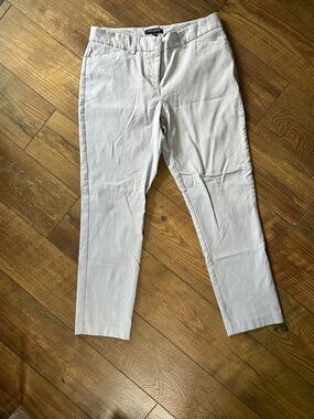 Mario Serrani Light Cream Cropped Ankle Pants